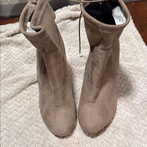 Nine  west booties